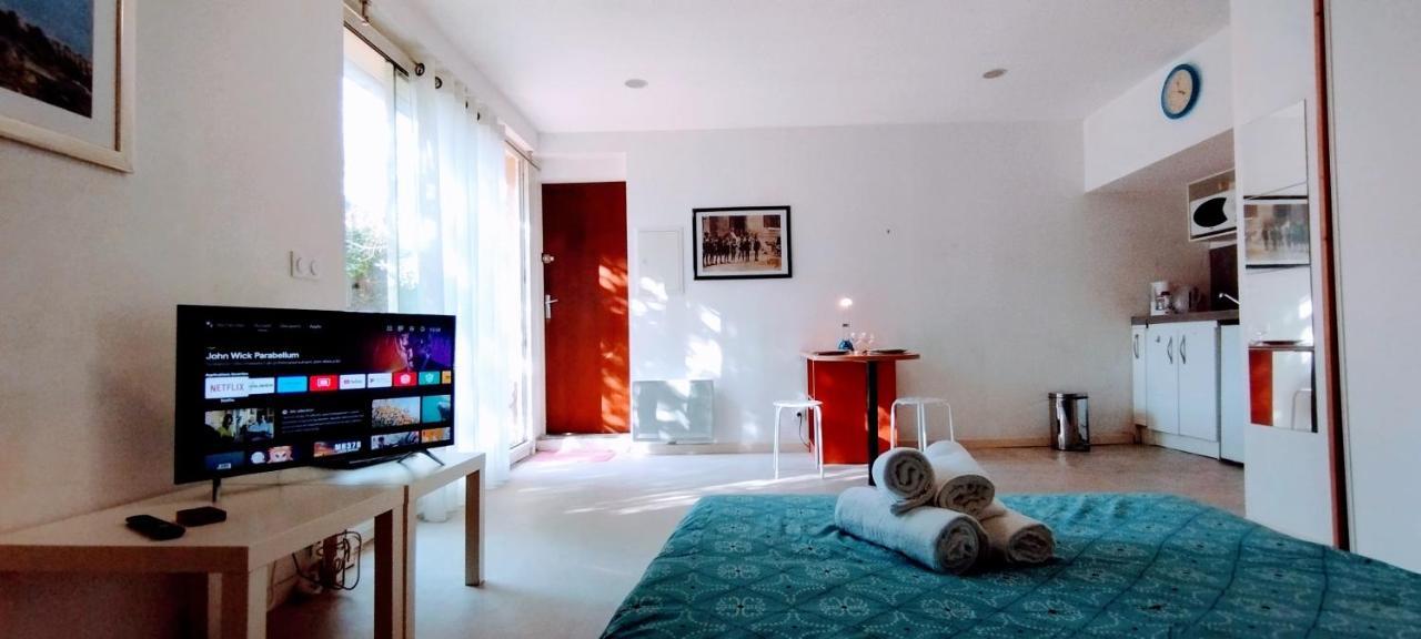 D'hotes Dans Maison Jardin Netflix Prime Video *